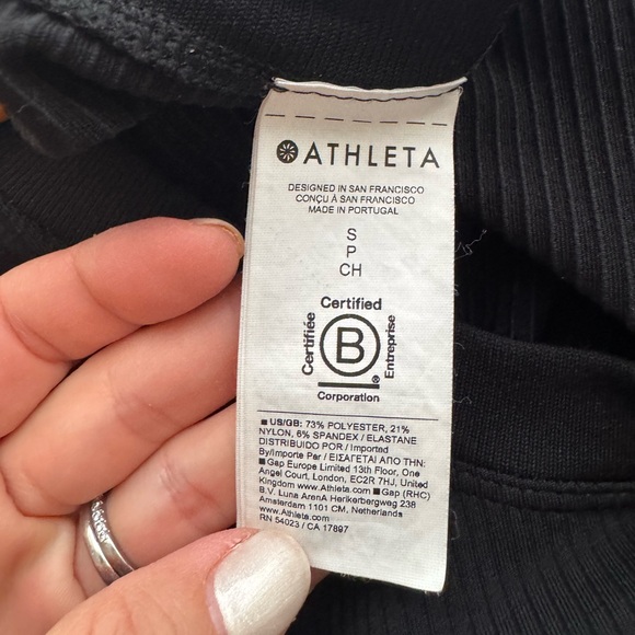 Athleta Signature Ribbed Top on Black Small - Picture 4 of 8